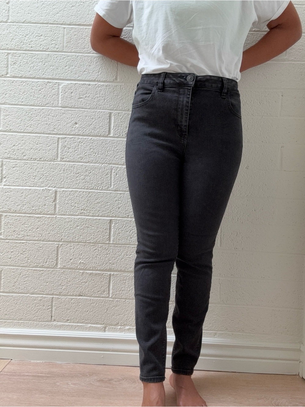 American Eagle Outfitters Charcoal Gray High-Rise Skinny Jeans Size 14